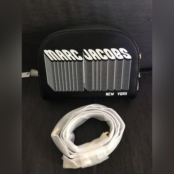 Marc Jacobs Playback Crossbody Bag - Picture 2 of 9